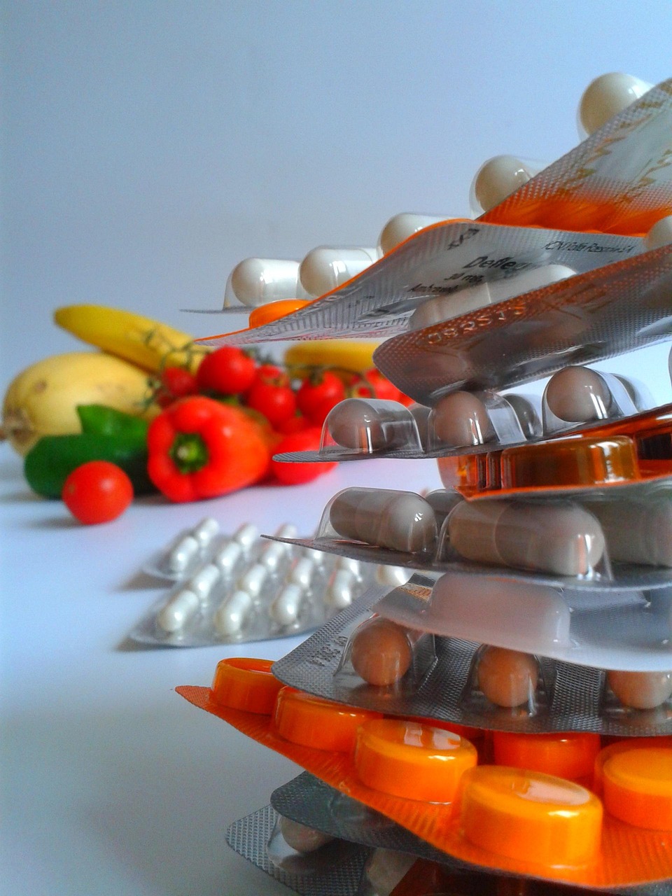 Vitamine mit Hintergrundobst